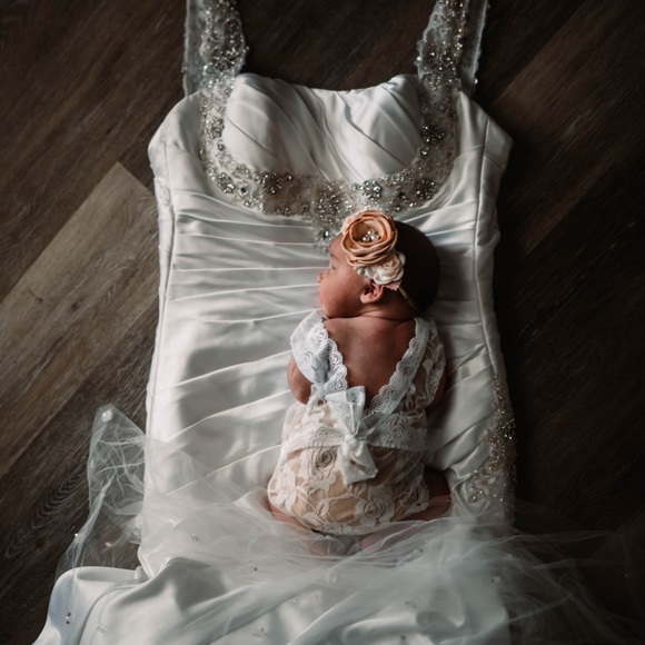 Meet your Posher, Leah - Picture 2 of 7